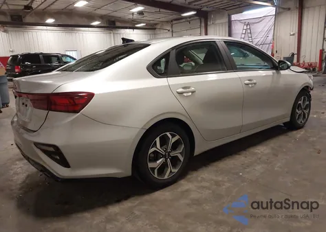 2021 Kia Forte Lxs из США, поврежденный, VIN 3KPF24ADXME310103